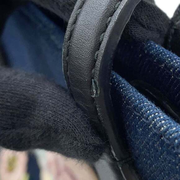 GUCCI Authentic Black Canvas Tote Bag - Picture 15 of 16